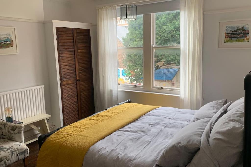 Lovely 4 Bedroom Home, Stones Throw From The Beach Brighton Eksteriør bilde
